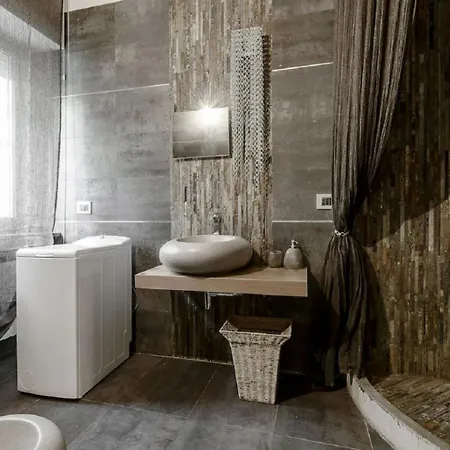 Apartment Central *
